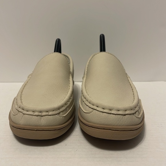 My Pillow My Slipper Moccasins Leather Women’s Size 9 Beige Slip On House Shoes - Picture 4 of 9